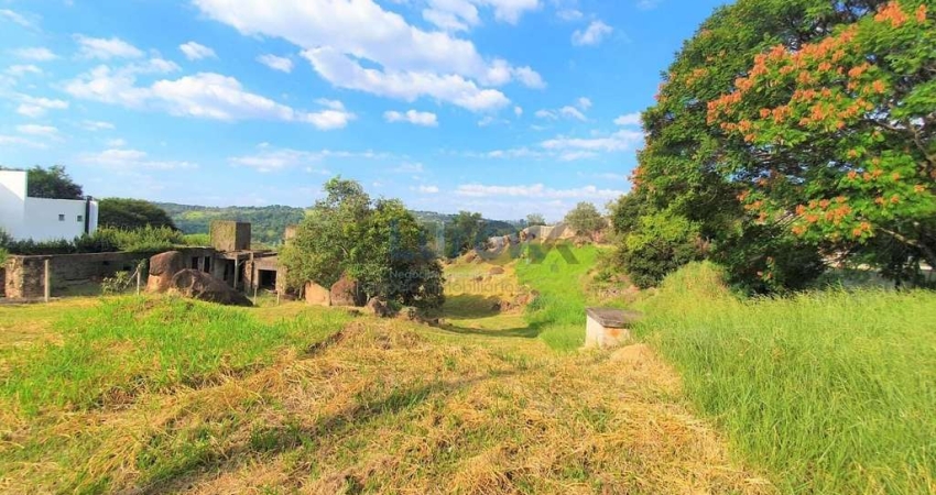 Terreno 1.770 m²`à Venda Condomínio Moinho de Vento - Valinhos / SP