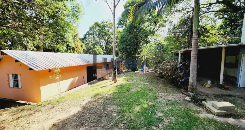 chácara à venda 2 Quartos, 1 Suite, 10 Vagas, 2266M², Chácaras São Bento, Valinhos - SP