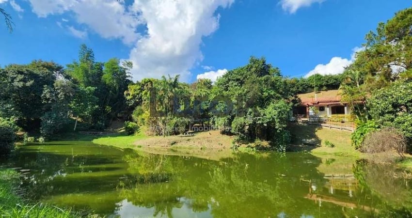 chácara à venda 3 Quartos, 2 Suites, 5 Vagas, 1476M², Vale Verde, Valinhos - SP