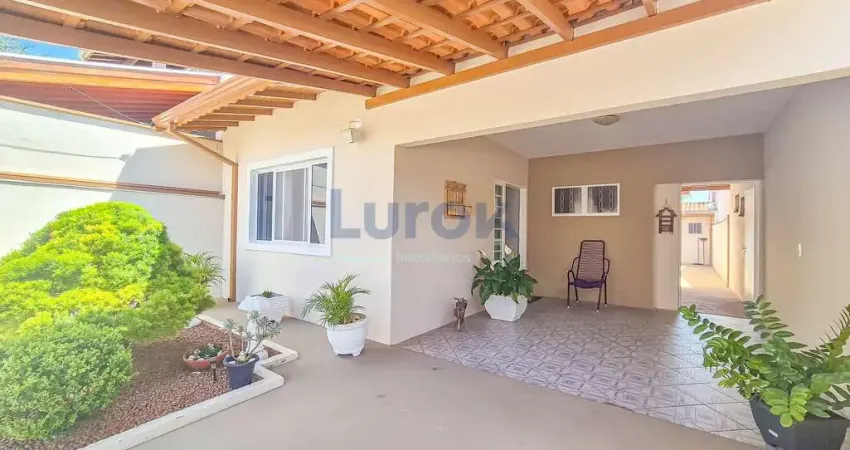 Casa em condomínio fechado com 2 quartos à venda na Avenida Vice-Prefeito Anésio Capovilla, 688, Parque dos Cocais, Valinhos