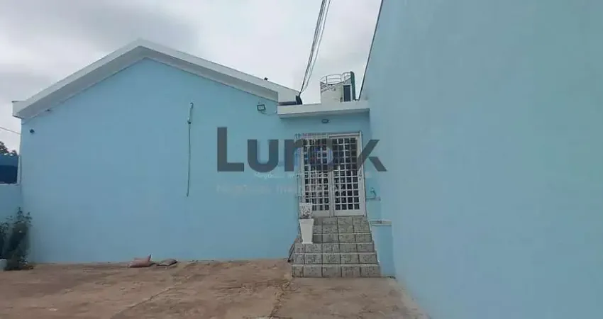 Casa comercial com 6 salas para alugar na Rua Antônio Carlos, 512, Vila Olivo, Valinhos