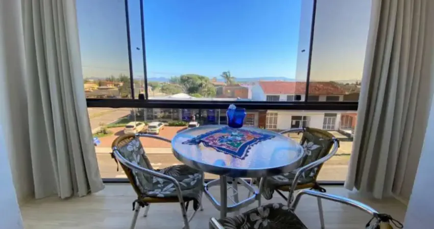 Apartamento um dormitório localizado na praia de xangri-lá.