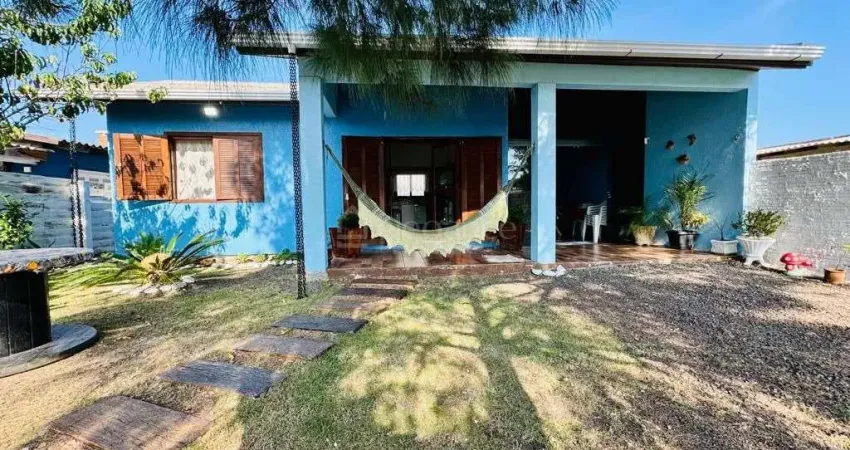 Casa com 2 quartos à venda na Opala, 148, Rainha do Mar, Xangri-Lá