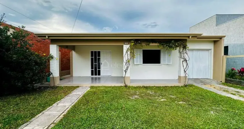 Casa em condomínio fechado com 2 quartos à venda na Rio Negro, 1218, Centro, Xangri-Lá