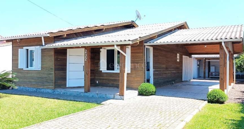 Casa com 3 quartos à venda na Sabiá, 232, Atlântida, Xangri-Lá