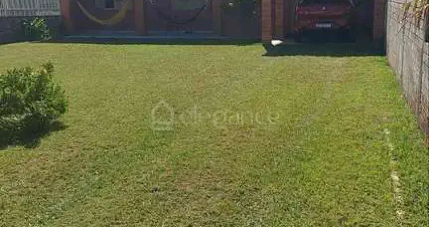 Casa com 2 quartos à venda na Galileu Galilei, 170, Arpoador, Xangri-Lá