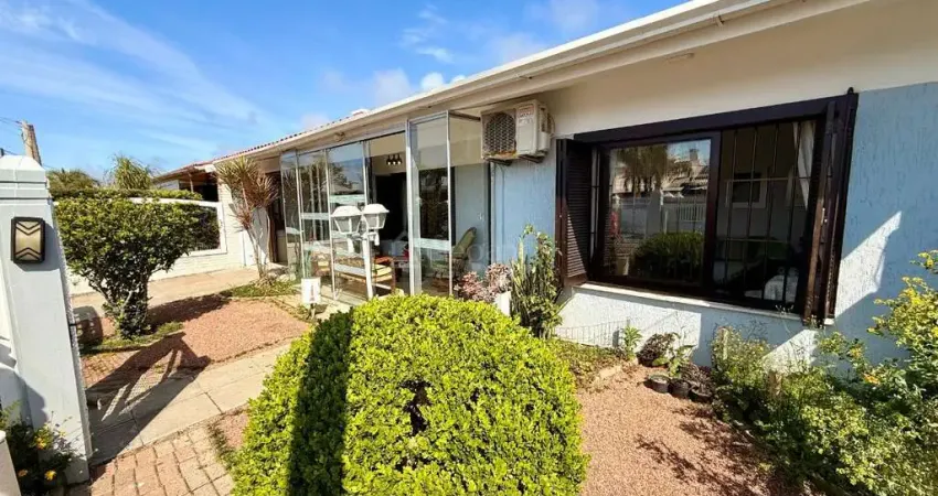 Casa com 3 quartos à venda na Rio Das Contas, 2389, Centro, Xangri-Lá