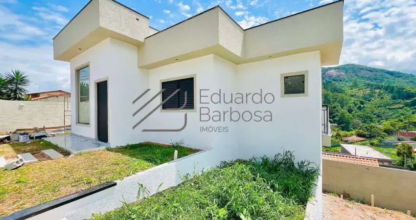 Casa à Venda em Mairiporã/SP