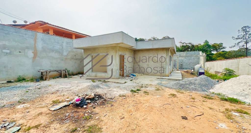 Casa à Venda em Mairiporã/SP