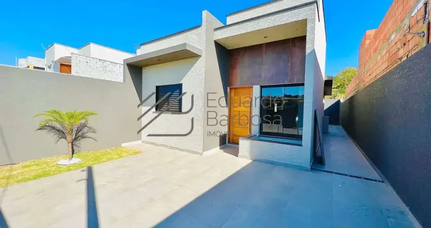Casa com 3 quartos à venda na Rua Antonio Luiz de Oliveira, 32, Conjunto Habitacional José Barnet Y Vives, Atibaia