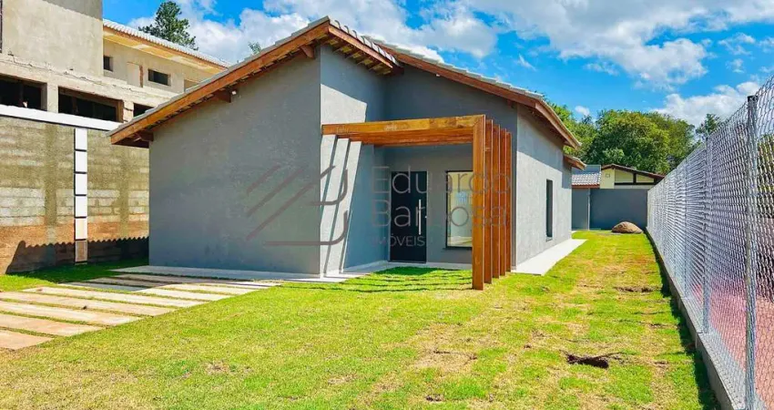 Casa com 3 quartos à venda na Rua Presidente Epitácio Lindolfo da Silva Pessoa, 57, Jundiaizinho, Mairiporã