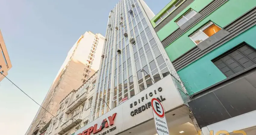 Sala/Cjto. Comercial - R Candido de Leao, 45 - Centro - Curitiba PR