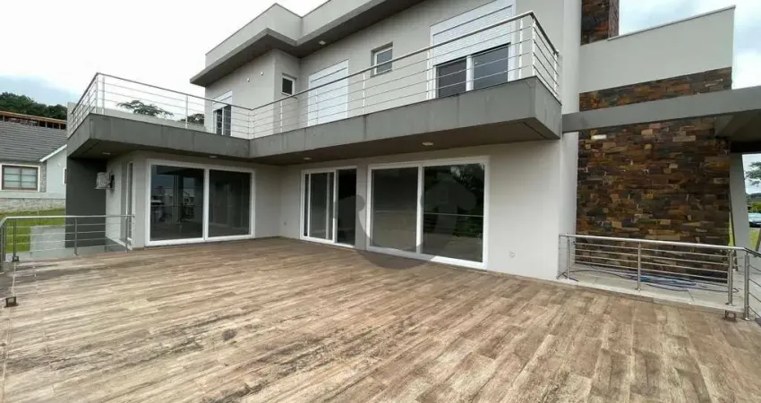 Casa com 4 dormitórios para alugar, 230 m² por R$ 8.400,00/mês - Country - Santa Cruz do Sul/RS