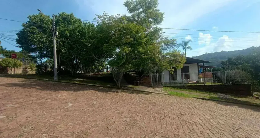 Casa com 2 dormitórios à venda por R$ 450.000, em terreno de esquina - Renascença - Santa Cruz do Sul/RS