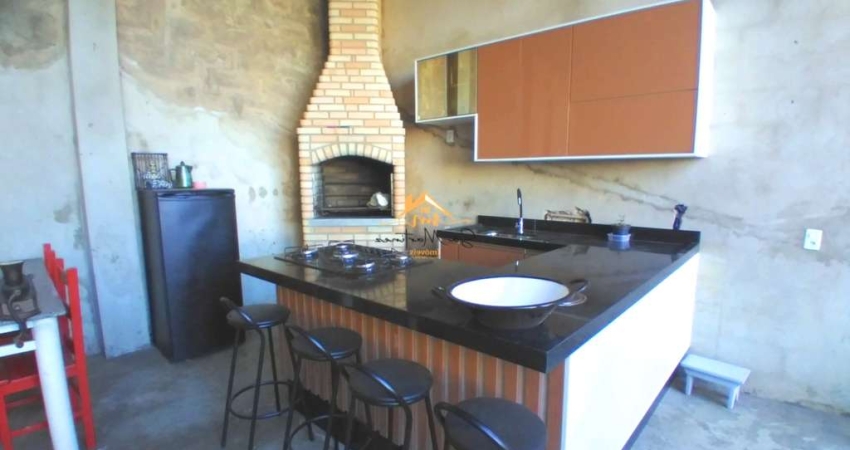 Casa à Venda em Várzea Paulista-SP, Jardim Bertioga: 2 Quartos, 2 Suítes, 2 Salas, 2 Banheiros, 2 Vagas, 232,84m².