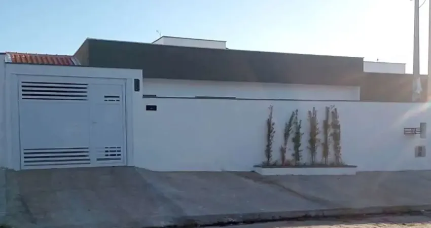 Funcional casa tipo para venda em jardim são fernando com 2 quartos, sendo 2 suítes, 80m²