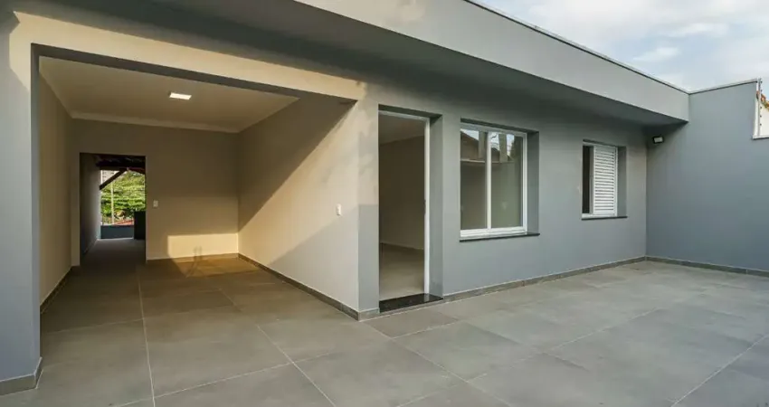 Elegante casa tipo para venda com 3 quartos, sendo 3 suítes, 151m²