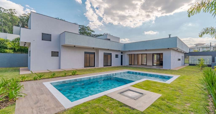 Casa no condomínio Condomínio Terras de Santa Teresa para venda com 3 quartos, sendo 3 suítes, 315m²