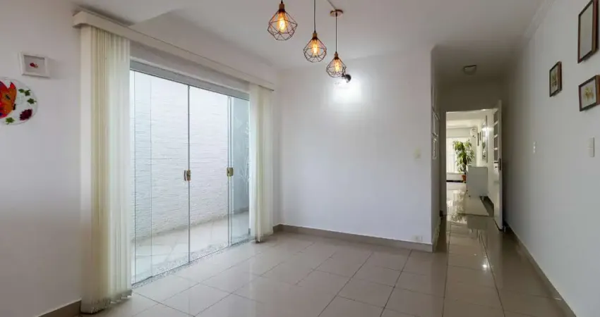Elegante sobrado para venda em Parque Jabaquara com 3 quartos, sendo 3 suítes, 271m²