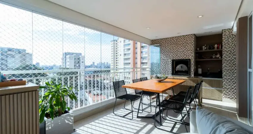 Confortável apartamento tipo para venda em Vila Gumercindo com 3 quartos, sendo 3 suítes, 122m²