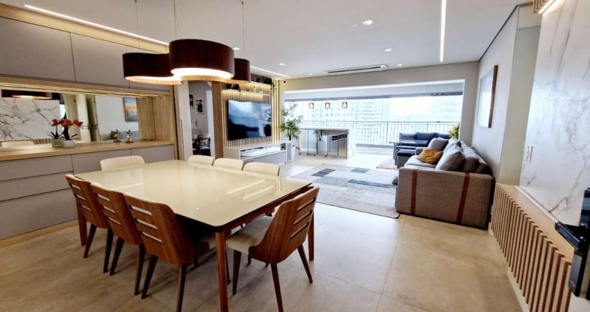 Versátil apartamento tipo para venda com 3 quartos, sendo 3 suítes, 154m²