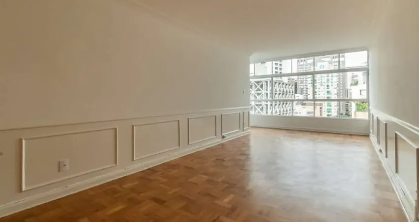 Agradável apartamento tipo para locação em Jardim Paulistano com 3 quartos, sendo 1 suíte, 186m²