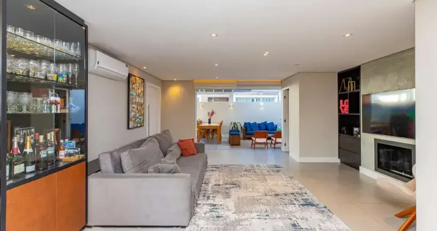 Espetacular casa em condomínio para venda em Vila Andrade com 3 quartos, sendo 3 suítes, 259m²
