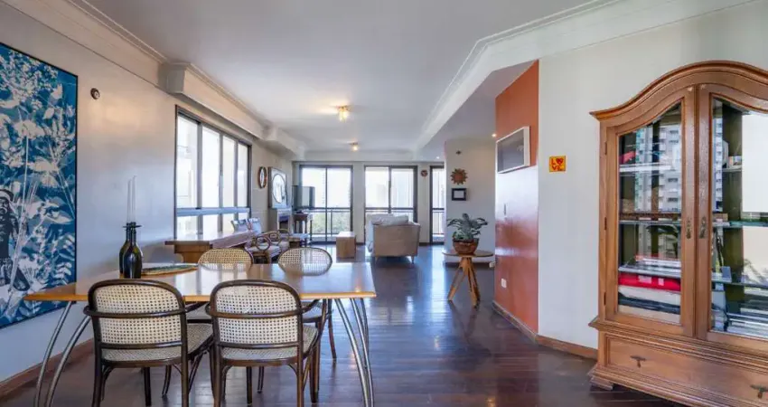 Confortável apartamento tipo para venda em Vila Suzana com 3 quartos, sendo 3 suítes, 220,870m²