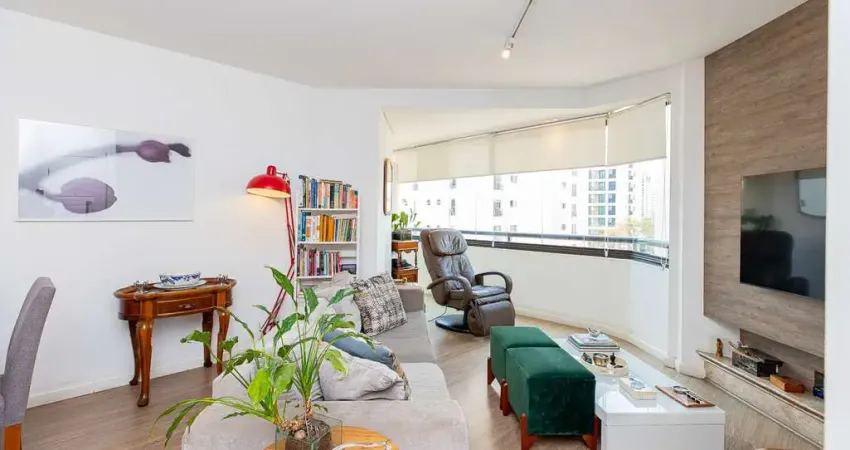 Funcional apartamento tipo para venda em moema com 3 quartos, sendo 1 suíte, 125m²