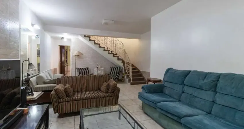 Agradável casa tipo para venda em santo amaro com 4 quartos, sendo 1 suíte, 266m²