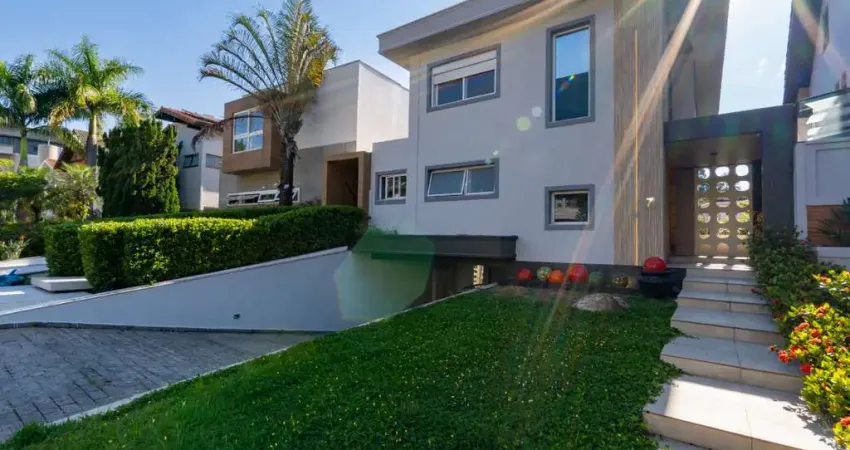 Casa no condomínio greentown para venda com 6 quartos, sendo 5 suítes, 450m²