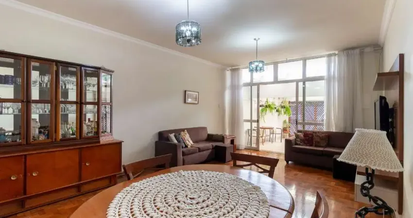 Confortável casa tipo para venda em campo belo com 4 quartos, sendo 1 suíte, 200m²