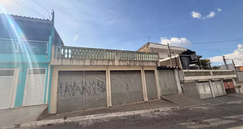 Deslumbrante casa para venda em Chácara Santa Maria com 4 quartos, sendo 1 suíte , 171m²