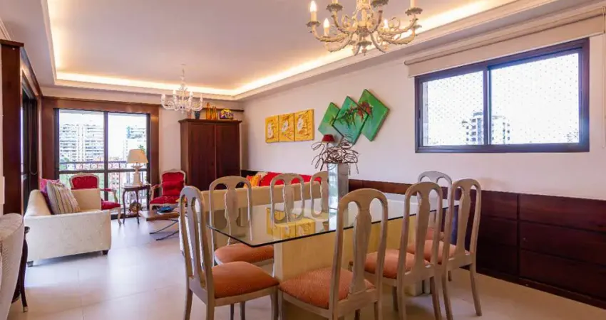 Confortável apartamento para venda em Vila Andrade com 3 quartos, sendo 2 suítes , 174m²