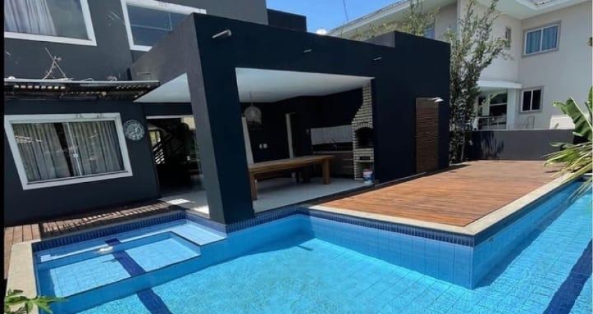 Alugo linda Casa com 05 suítes - Alphaville litoral 1