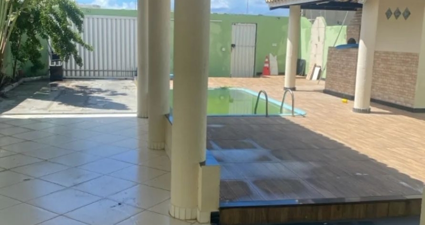 Casa com 4 quartos à venda na Rua Ana C B Dias, 369, Buraquinho, Lauro de Freitas