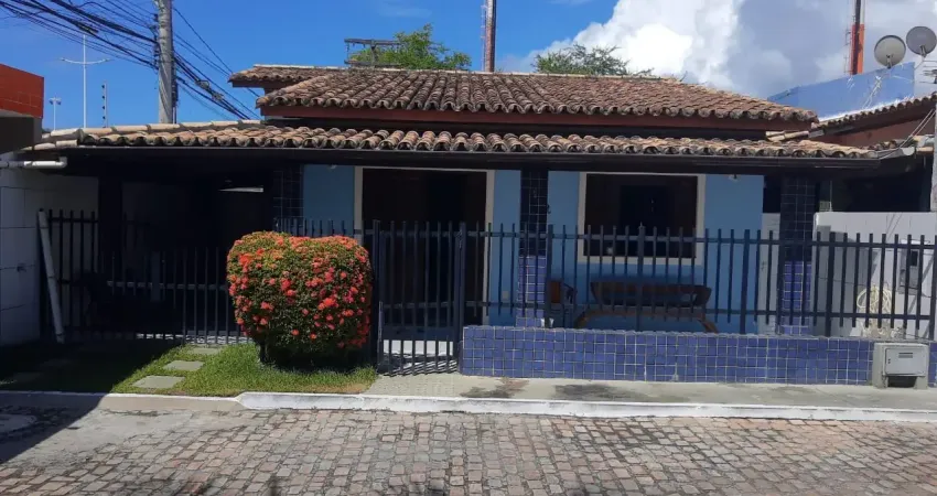 Casa em condomínio fechado com 3 quartos à venda no Stella Maris, Salvador 