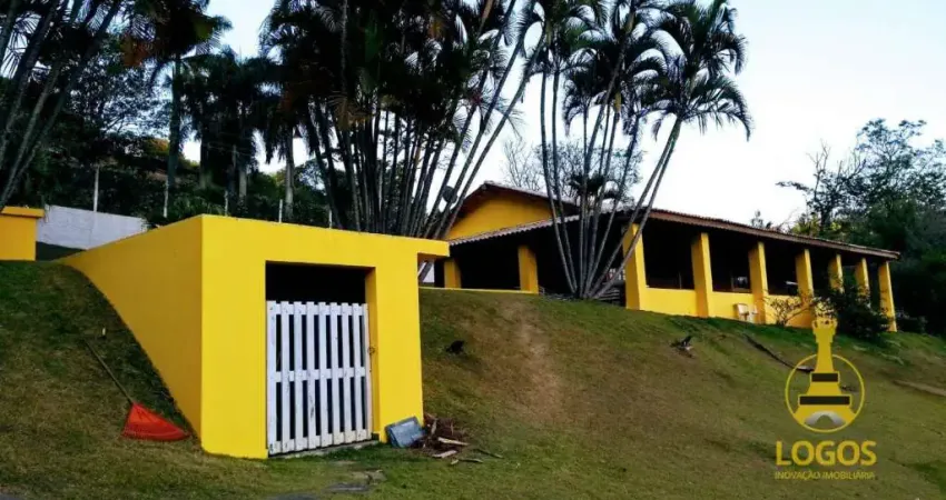 Chácara com 3 dormitórios à venda, 4740 m² por R$ 1.870.000,00 - Bairro do Mosquito - Joanópolis/SP
