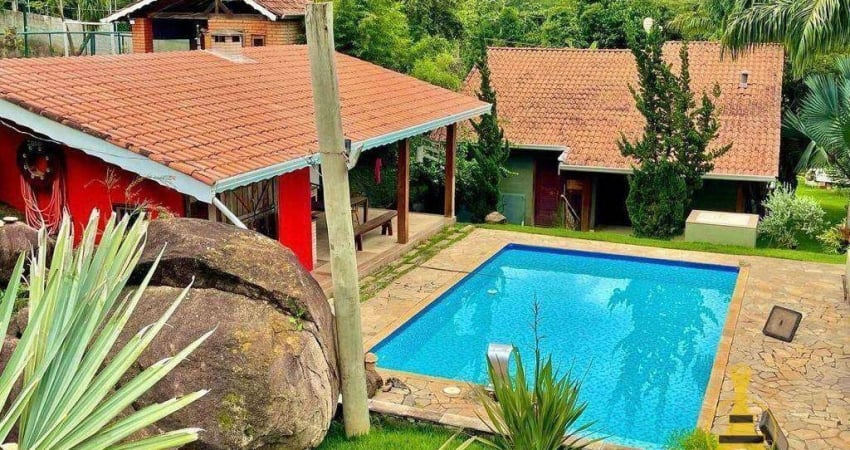 Chácara com 2 dormitórios à venda, 1080 m² por R$ 640.000,00 - Loteamento Vale Das Flores - Atibaia/SP