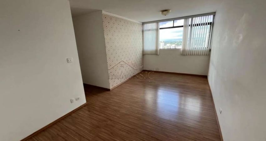 Amplo apartamento para locação, 3 dormitórios, andar alto, no coração do Jardim São Dimas!