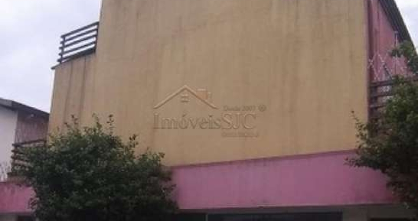 Prédio comercial de 313m² - Av. Heitor Villa Lobos.