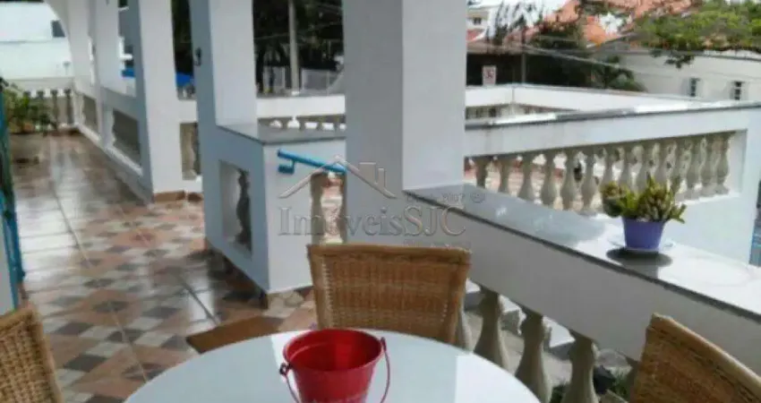 Casa com 3 quartos à venda na Rua Carlos de Campos, Jardim Esplanada II, São José dos Campos