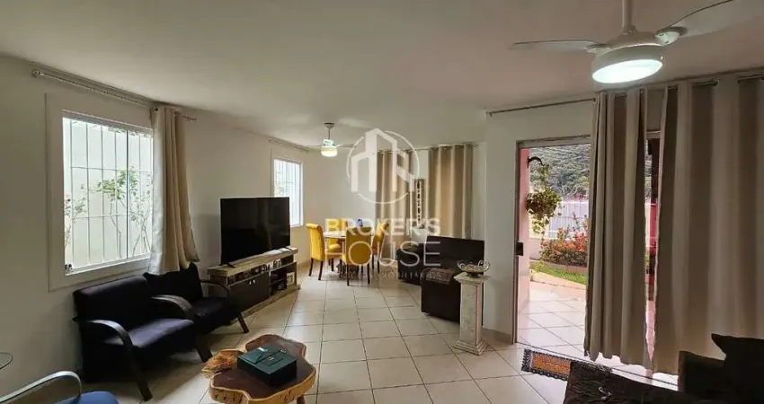 Casa com 4 quartos à venda na Rua Áureo Poli Monjardim, Fradinhos, Vitória