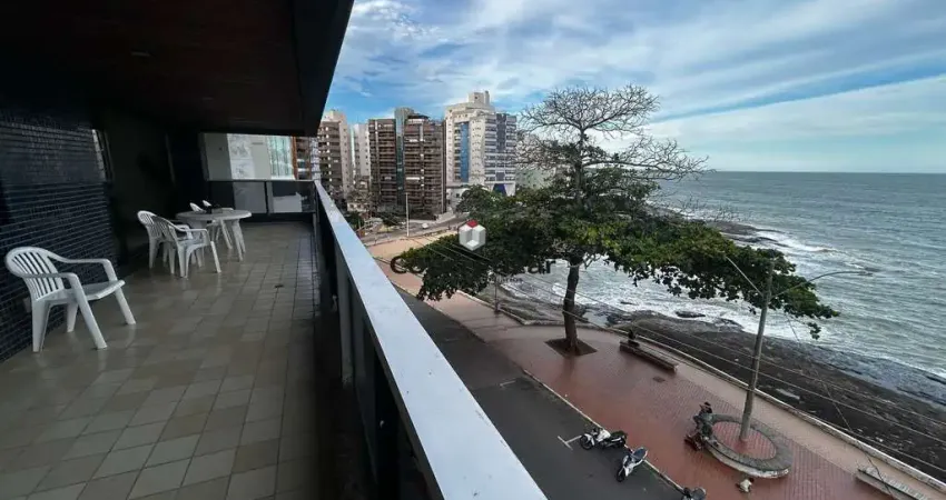 Apartamento à venda no Centro de Guarapari-ES: 4 quartos, 2 suítes, 2 salas, 4 banheiros, 2 vagas de garagem, 290m².