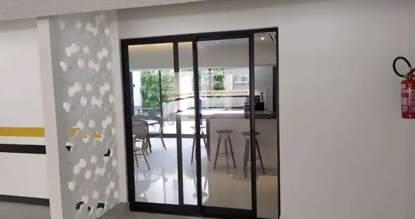 Apartamento à venda na Praia do Morro, Guarapari-ES: 2 quartos, 1 suíte, 2 banheiros, 2 vagas de garagem, 79,49 m² de área.