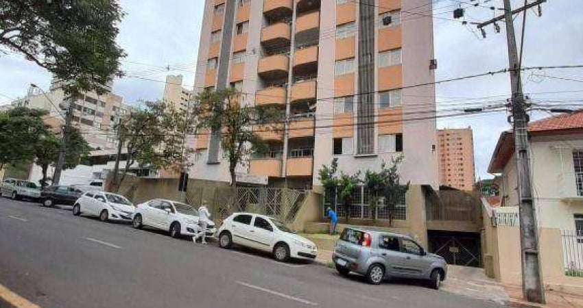 Apartamento espaçoso com 3 quartos (1 suíte), sacada e aquecimento a gás – Região Central