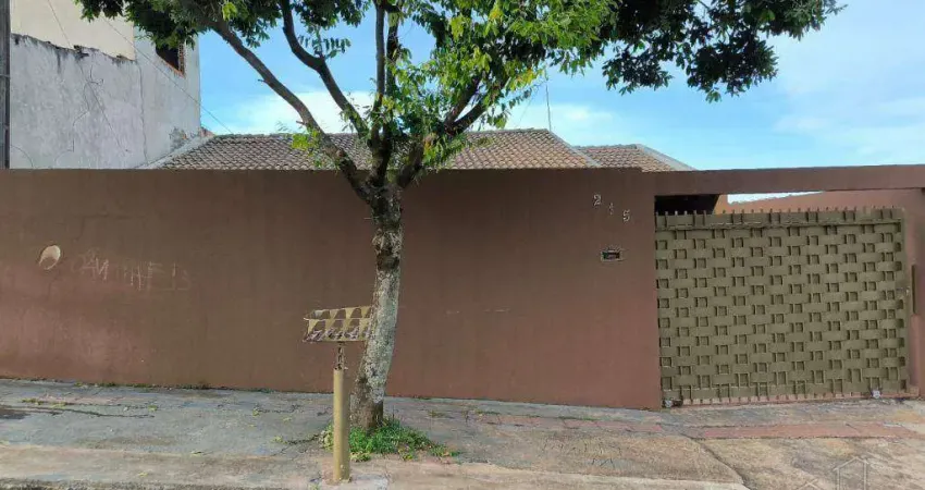 Casa à venda na região sul de londrina com 2 dormitórios e closet casa / padrão