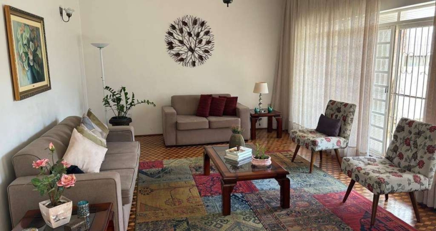 Casa à venda, 301 m² por R$ 550.000,00 - Centro - Bauru/SP