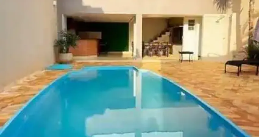 Casa com 3 dormitórios à venda, 270 m² por R$ 1.290.000,00 - Alto Higienópolis - Bauru/SP