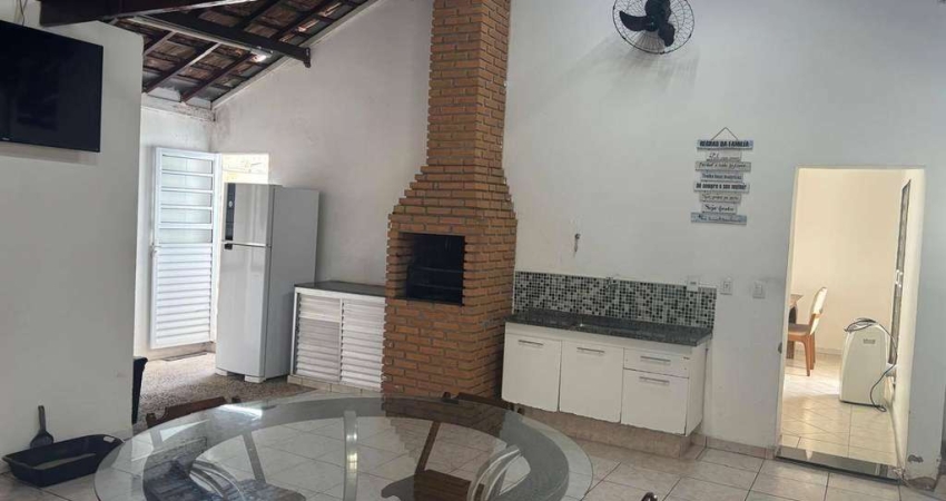 Casa com 3 dormitórios à venda, 181 m² por R$ 450.000 - Parque Paulistano - Bauru/SP